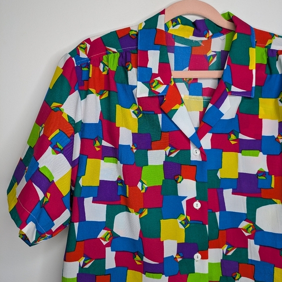 Rubik’s Cube Print Button-Up Shirt | Retro Gamer Colorblock Blouse Size M/L - Picture 3 of 9